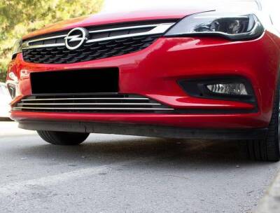 Opel Astra K HB Ön Tampon Alt Çıtası 2015 Sonrası Bod - 1